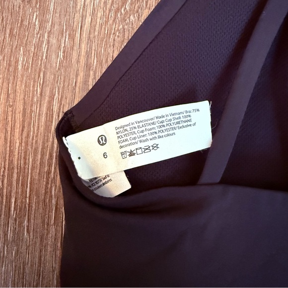 Like a Cloud High-Neck Longline Bra *Light Support - Picture 6 of 6